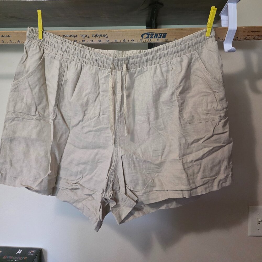 CATO 26/28w tan linen shorts